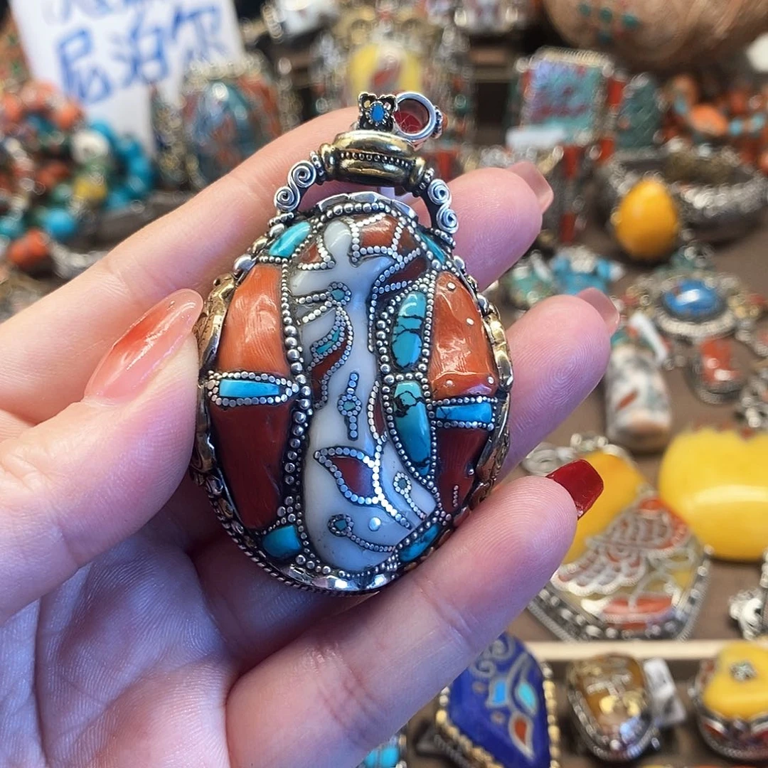 非金属木质八宝尼藏直播间