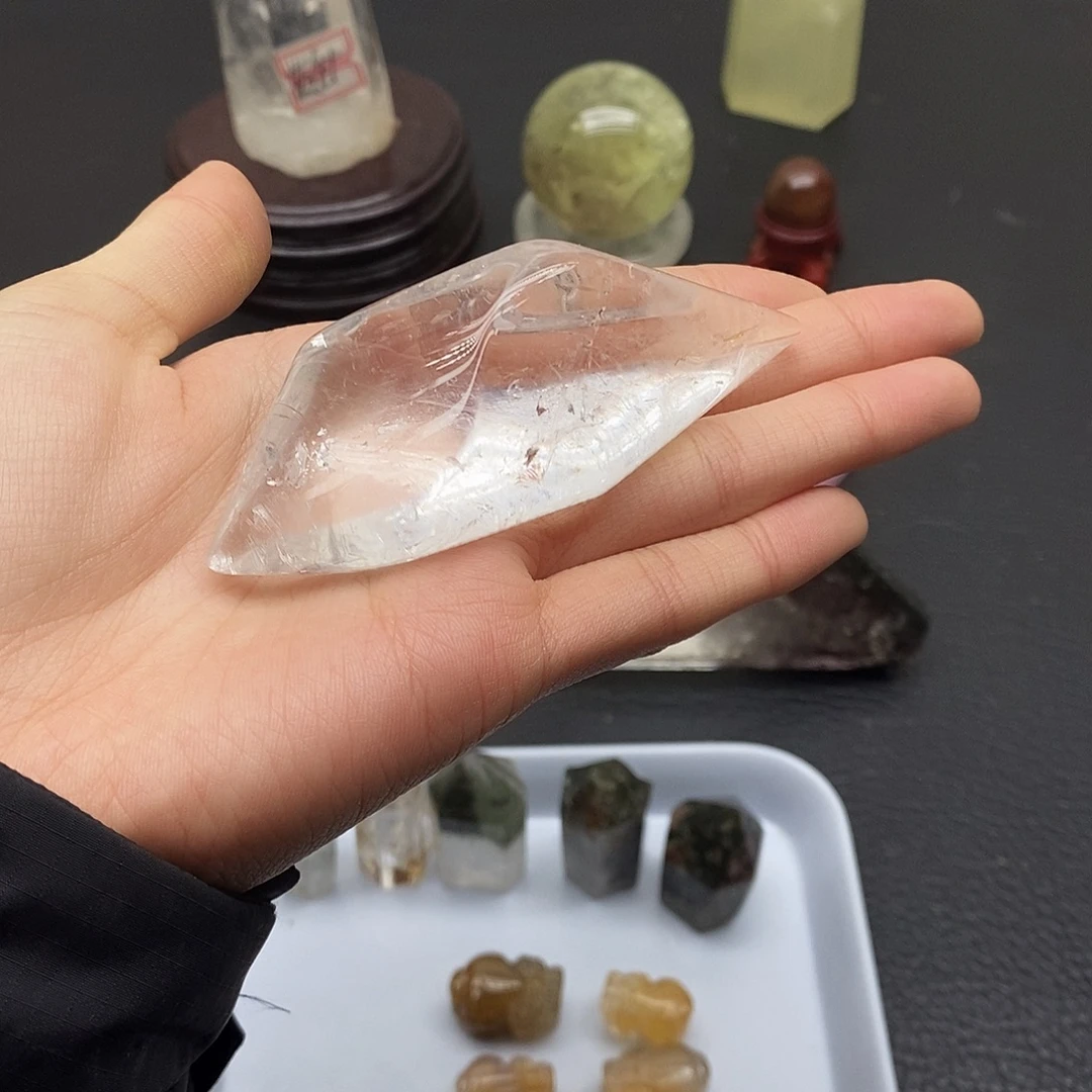 珠宝半成品水晶未镶嵌146水晶石