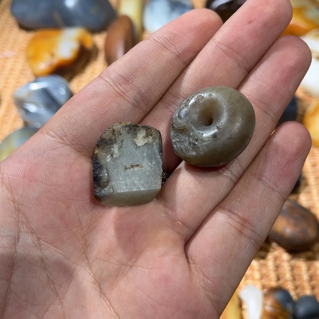 和田玉（子料）未镶嵌挂件