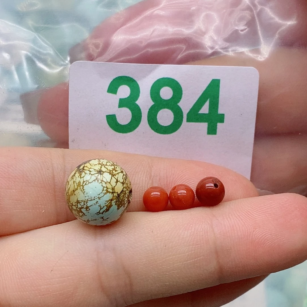 南红玛瑙未镶嵌珠宝奇石