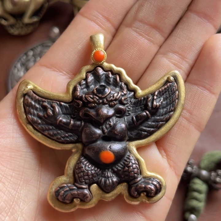 颈饰琉璃喜欢的朋友