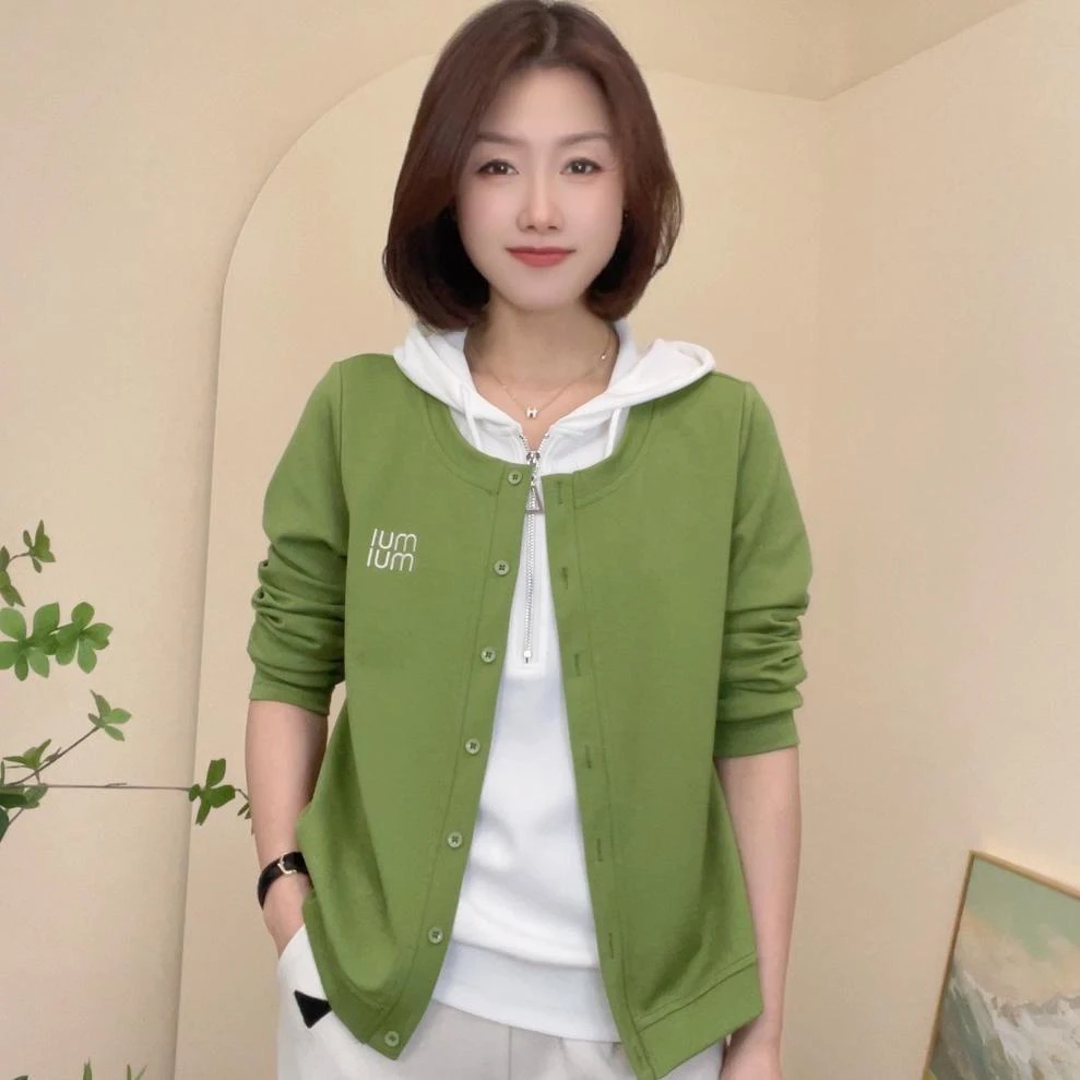 百搭假两件新款上衣T恤衫妈妈装时尚显瘦拼接运动减龄洋气春秋款