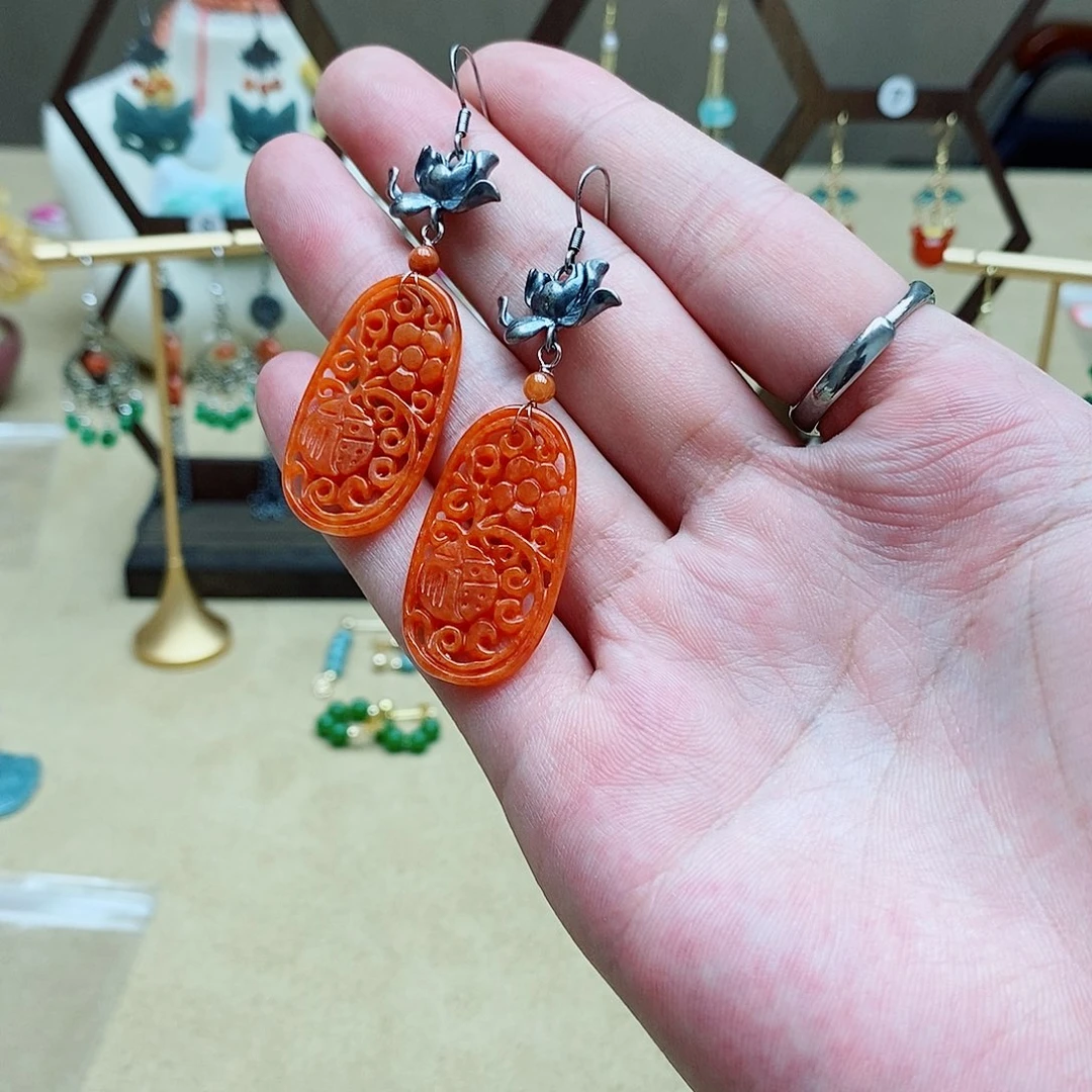 翡翠未镶嵌耳饰红翡翠