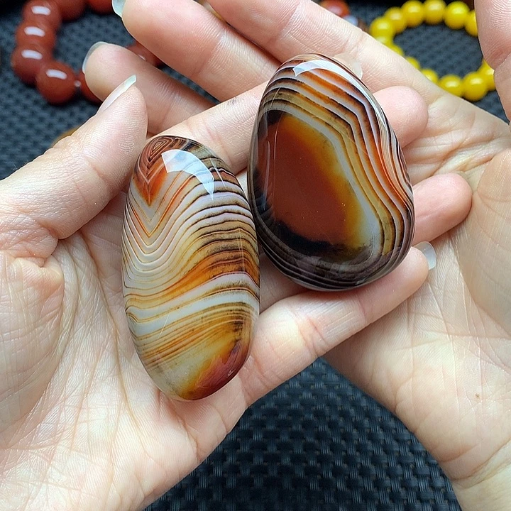 玛瑙/玉髓未镶嵌玛瑙小*哥