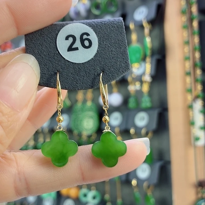 和田玉18K金镶嵌耳饰