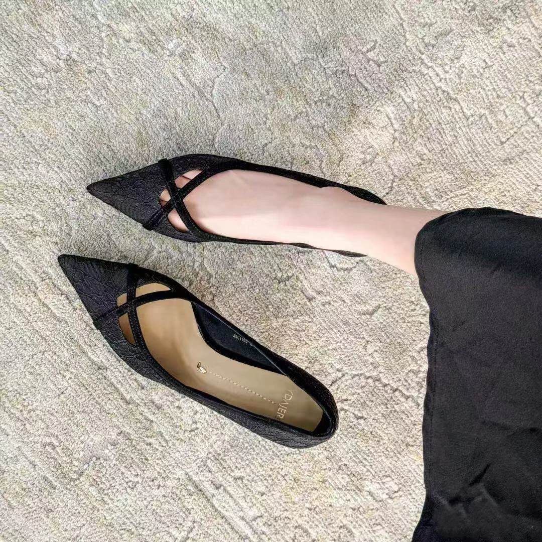 【小贝家】一代5cm豹纹蕾丝性感细跟尖头高跟鞋软底法式单鞋女1700