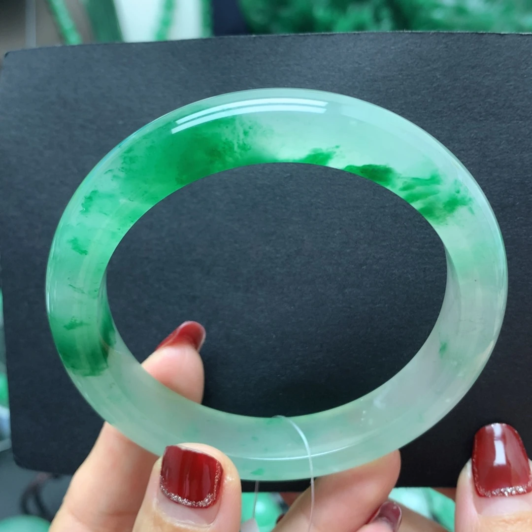 石英质玉手镯未镶嵌冰*