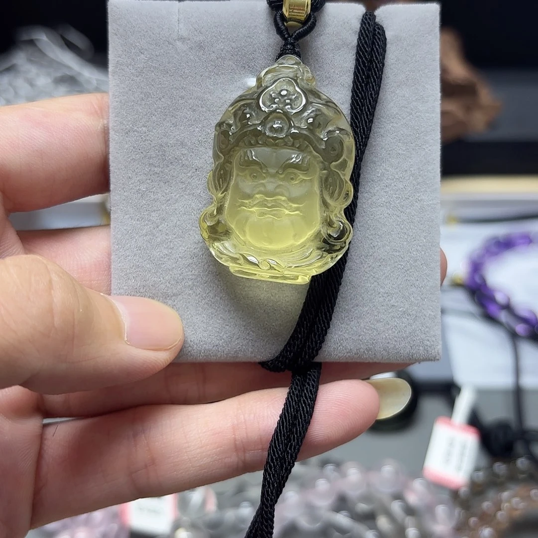 吊坠(赠链)未镶嵌水晶
