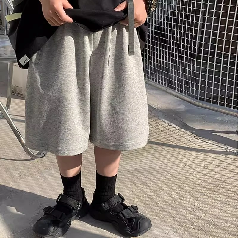 韩系男童灰色运动短裤2025夏季新款儿童简约直筒裤小男孩帅气裤子