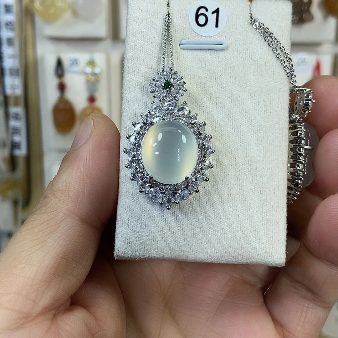 玛瑙/玉髓颈饰未镶嵌魅***猴