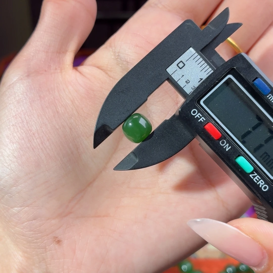 和田玉（碧玉）未镶嵌珠宝半成品