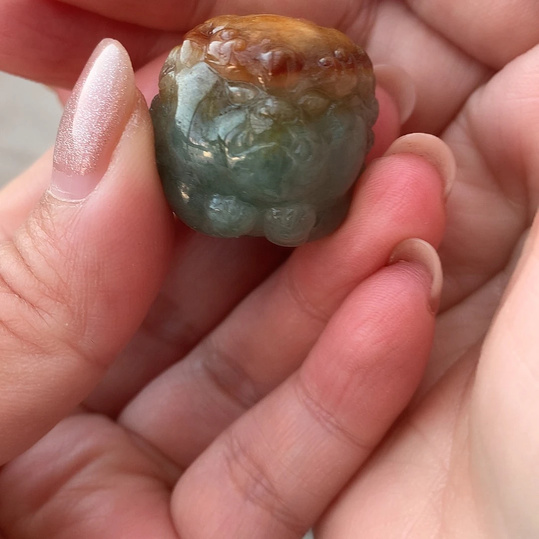 翡翠吊坠(不含链)未镶嵌用****1翡翠狮子兽珠