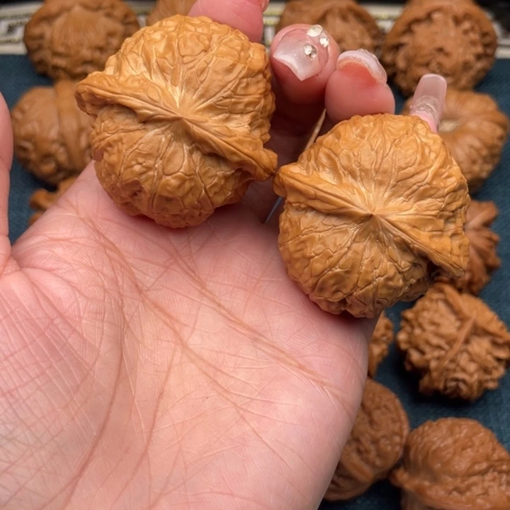 文玩核桃把件43全品荷叶底南瓜。