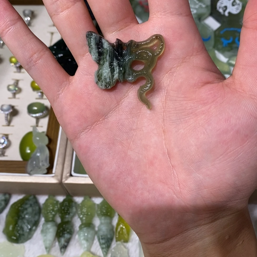未镶嵌岫玉吊坠(不含链)