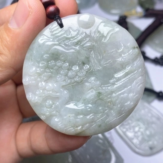 颈饰未镶嵌翡翠翡翠