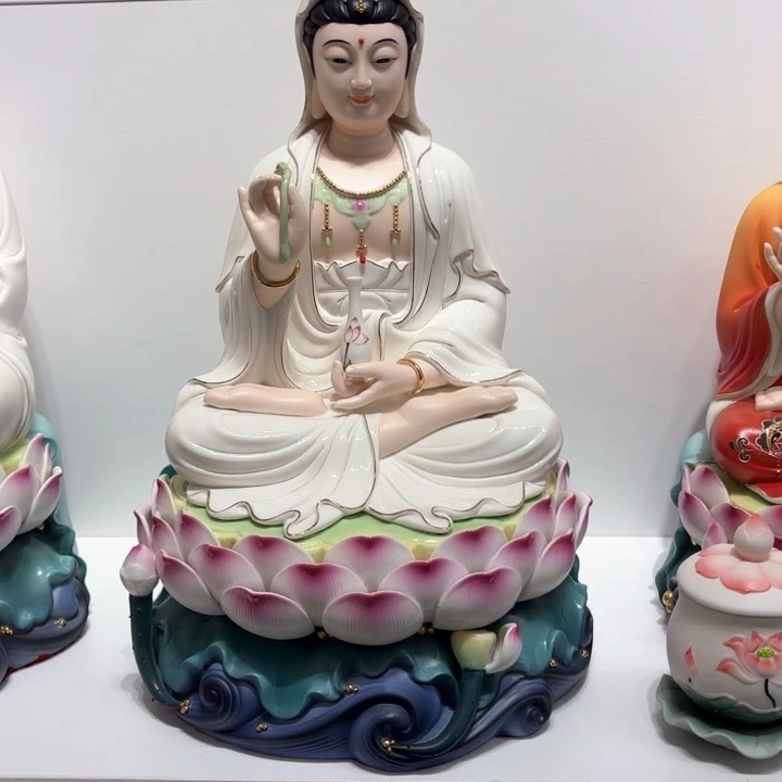摆件虫****）瓷摆件观音菩萨