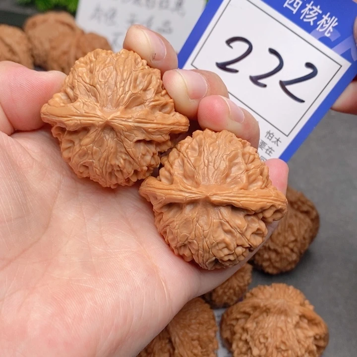 桃核把件42宫灯222号牌