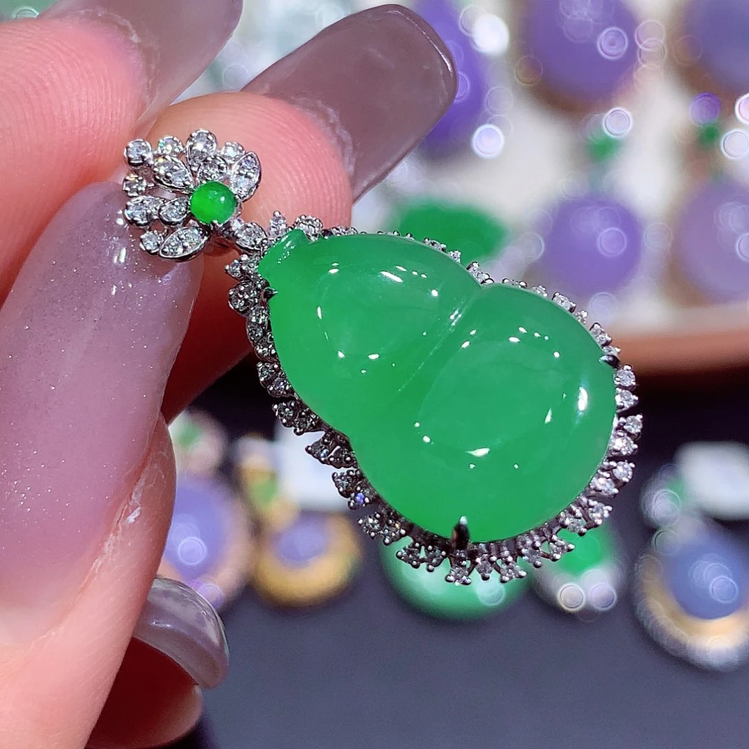 翡翠18K金镶嵌吊坠(不含链)