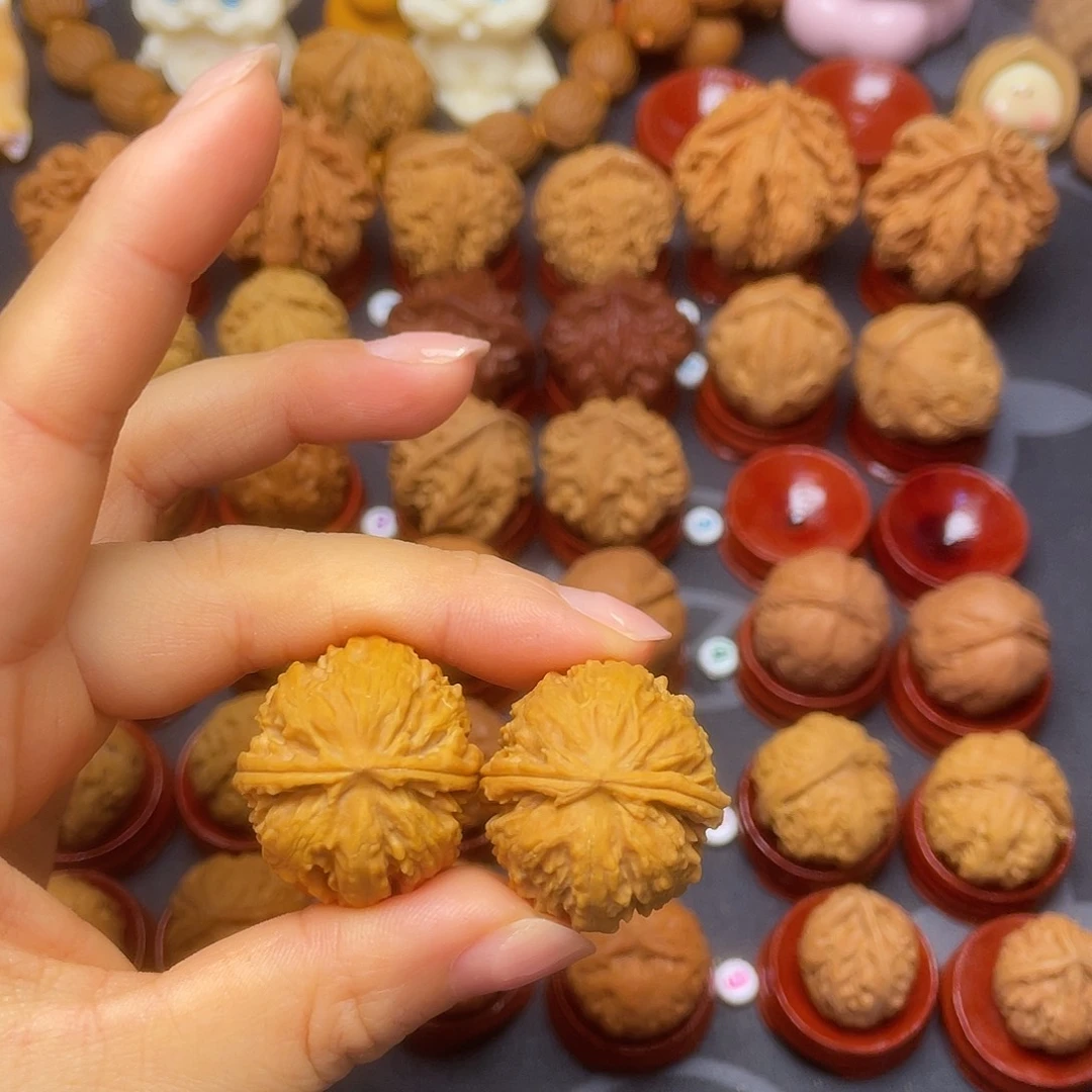 文玩核桃把件闷尖霸王龙