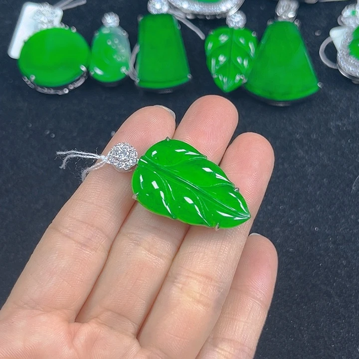 翡翠银S925镶嵌吊坠(不含链)