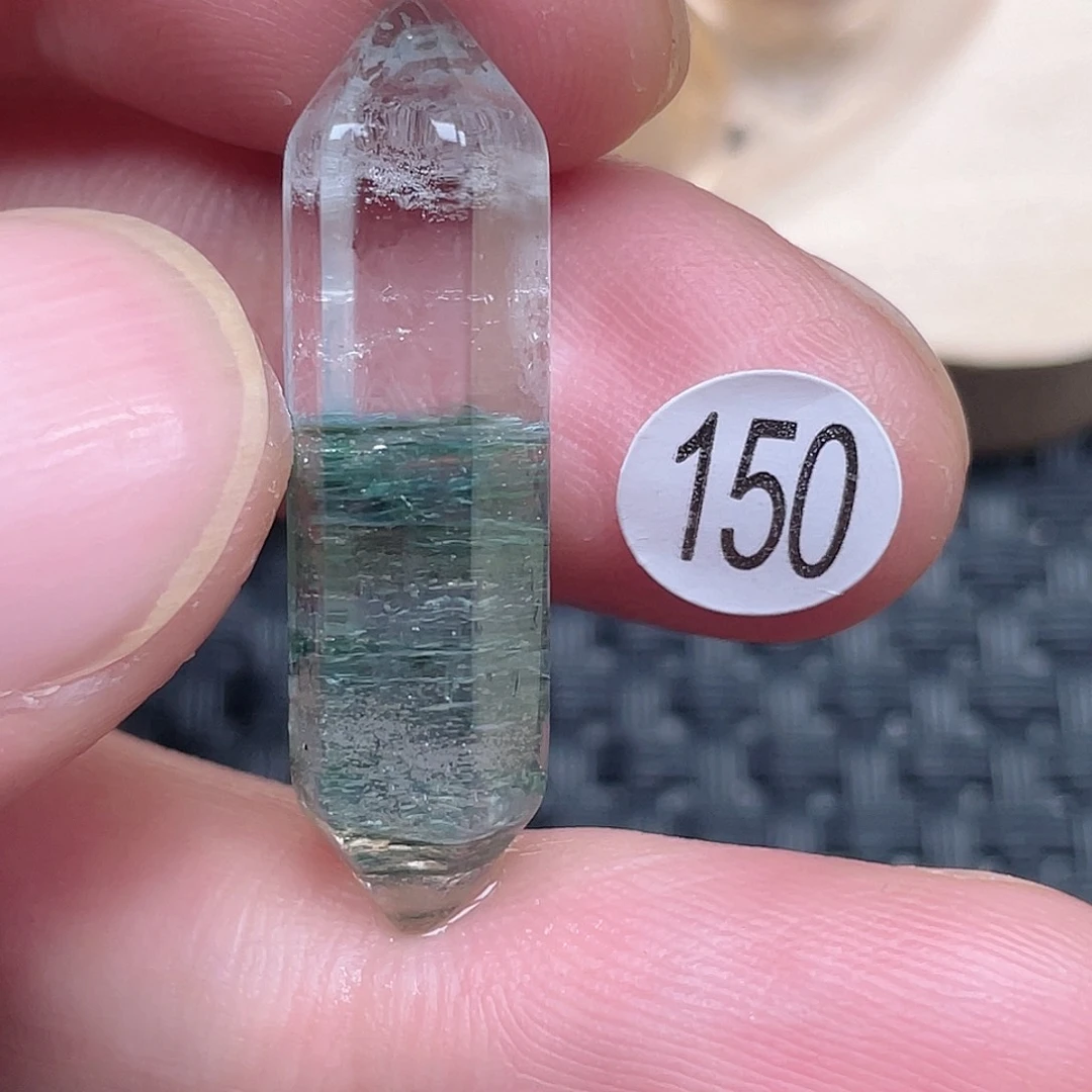 C***作未镶嵌吊坠(不含链)水晶