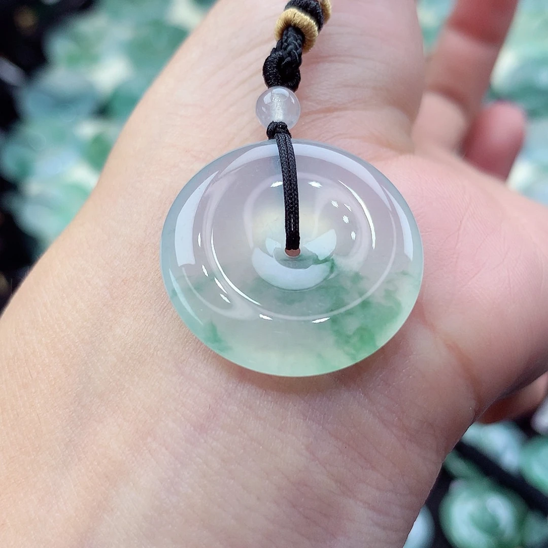 颈饰未镶嵌翡翠编号12。尺寸25.3-5.6