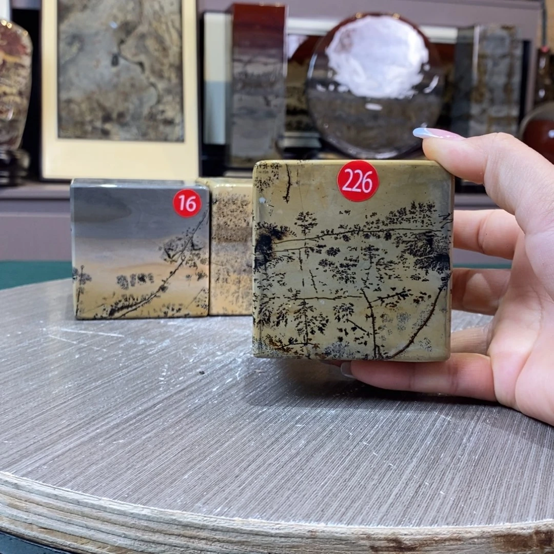 石材广西国画石草花石