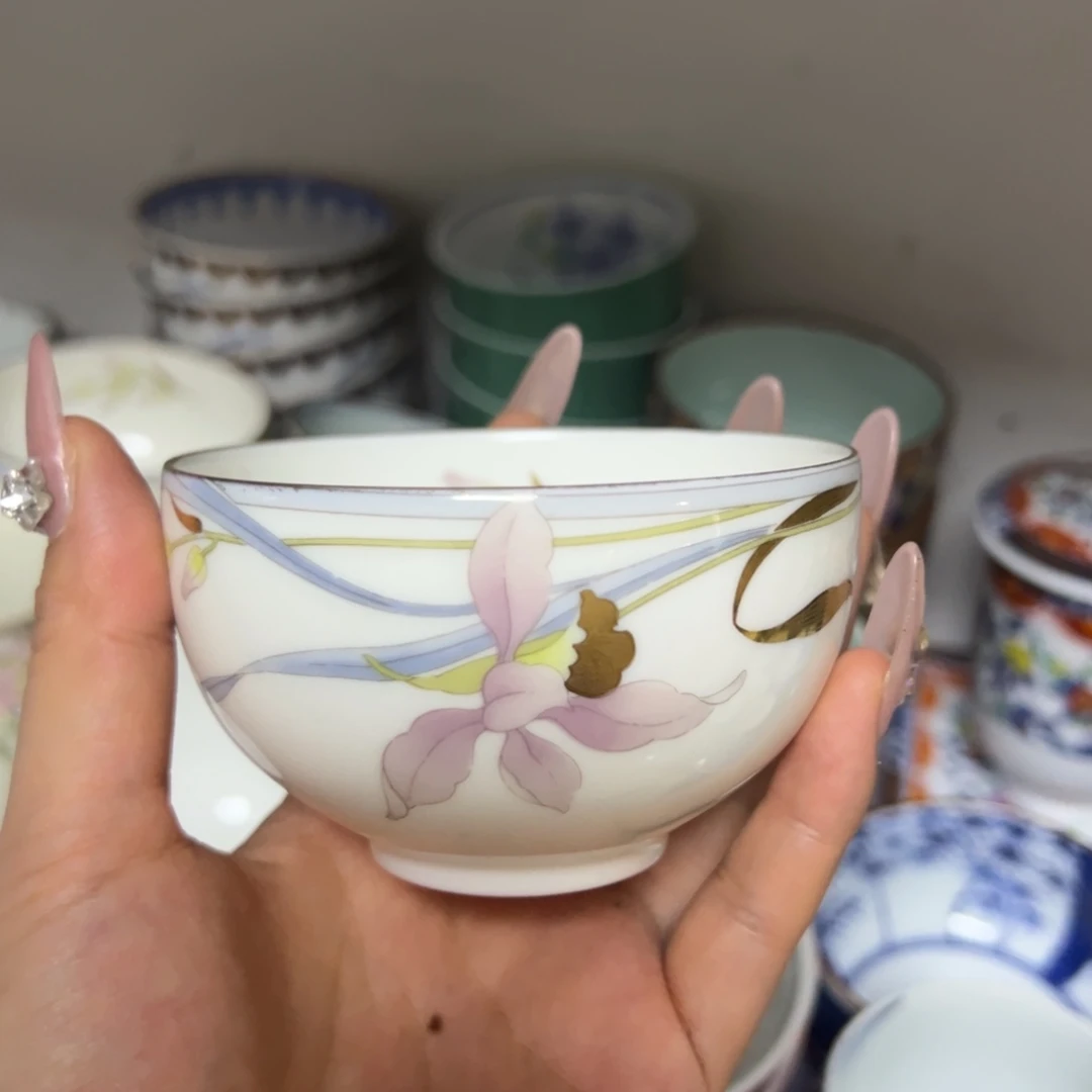 文锦阁瓷器商行直播中