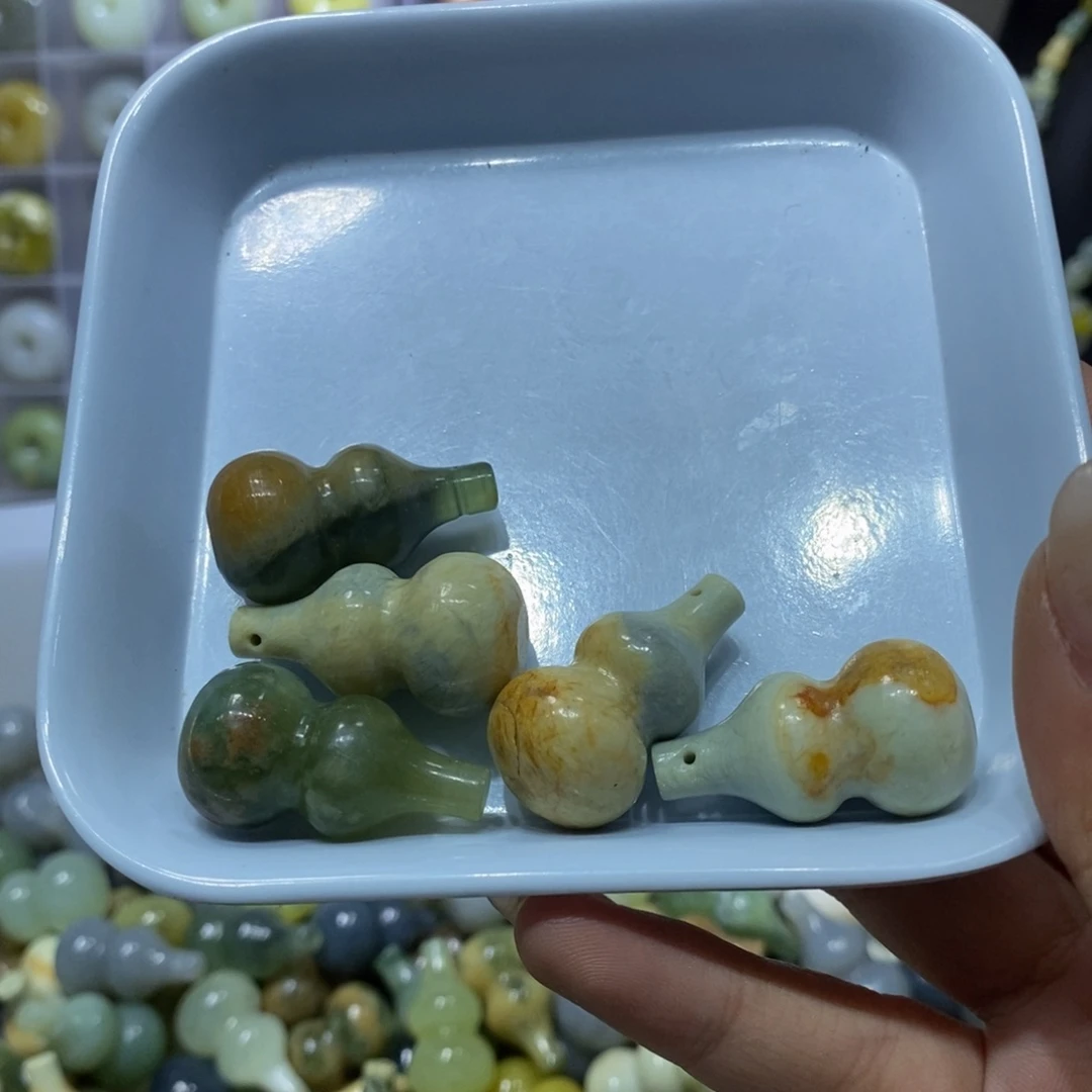 合金蛇纹石玉颈饰256