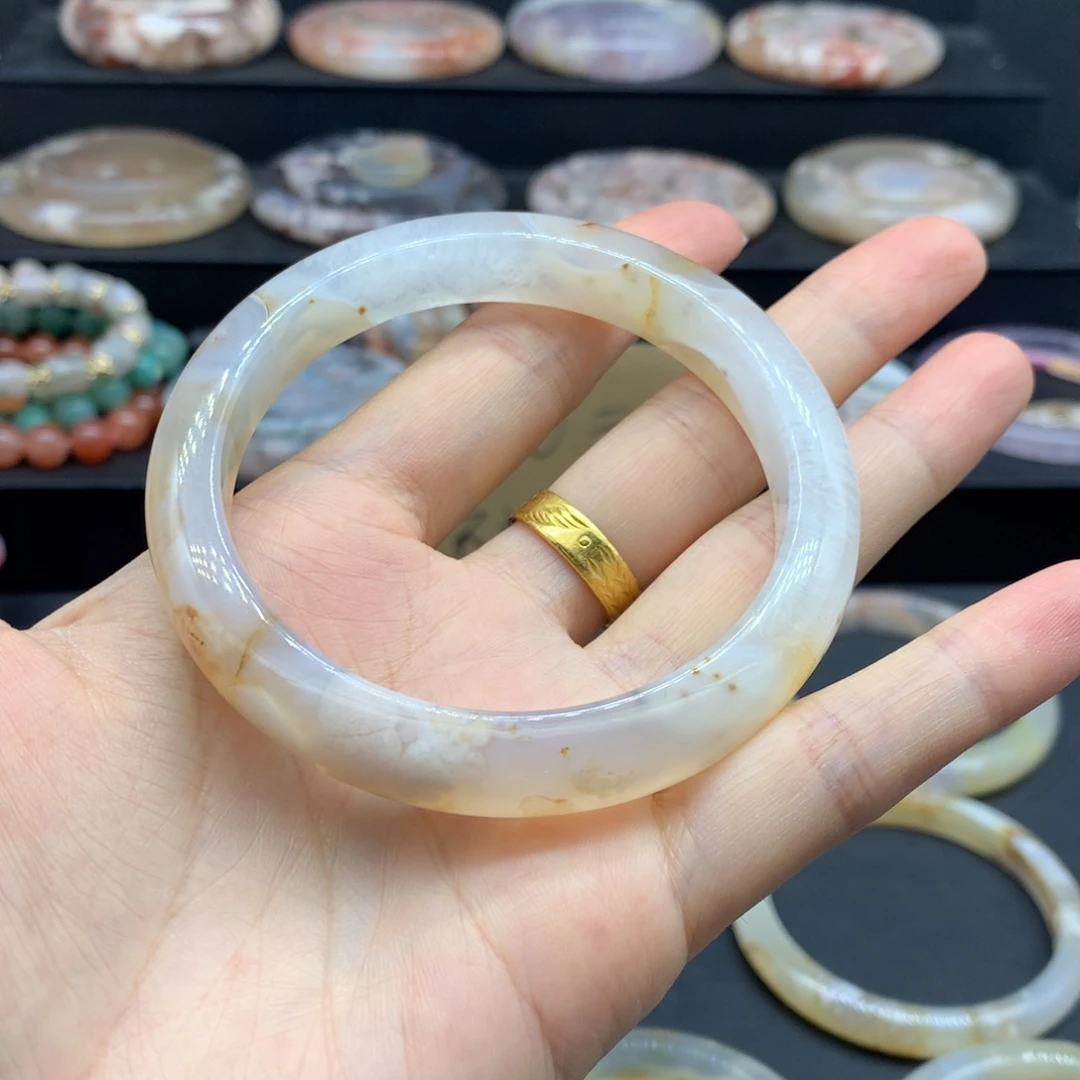 【闪购商品】玛瑙/玉髓手镯未镶嵌苏*