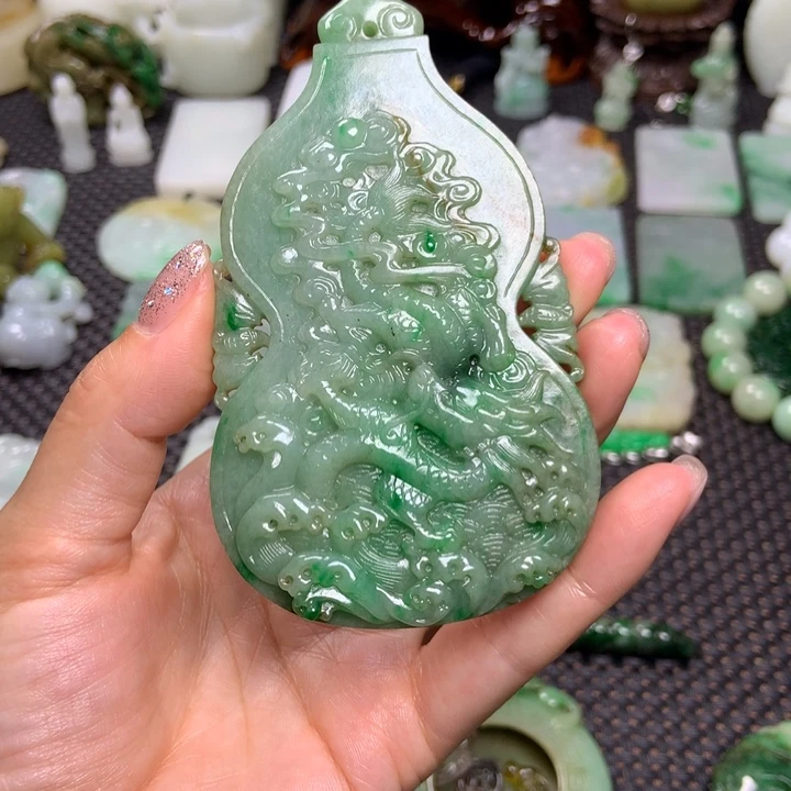但***。未镶嵌挂件翡翠清