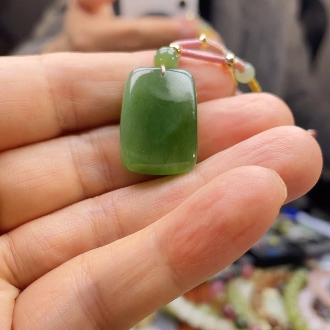 和田玉（碧玉）未镶嵌颈饰