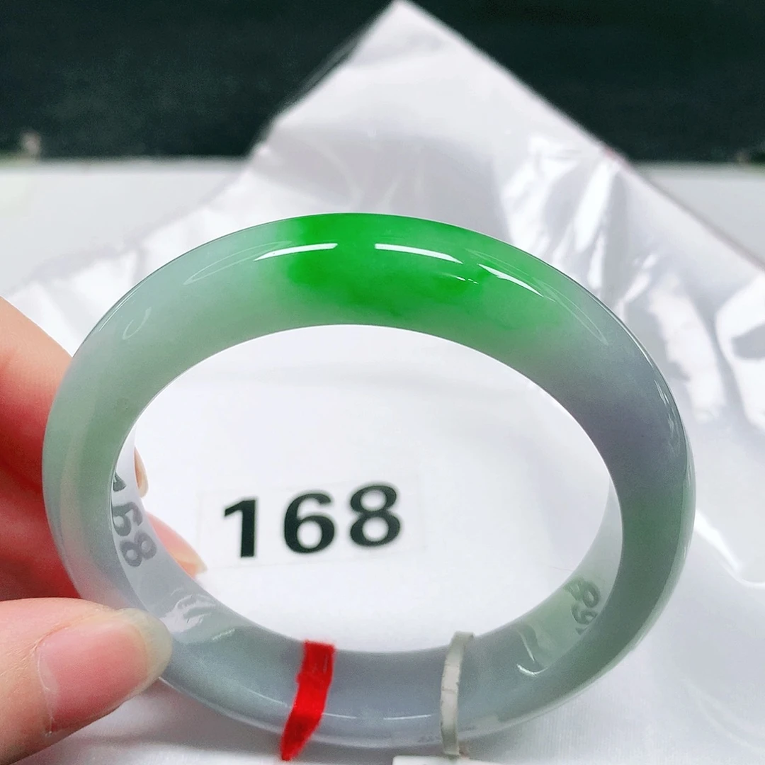 翡翠未镶嵌手镯37 号翡翠手镯