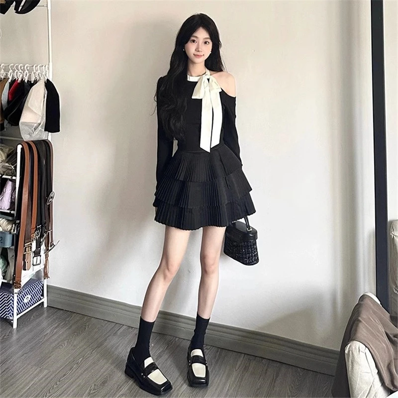 黑色露肩上衣女设计感小众短款修身蝴蝶结针织衫黑色蛋糕裙两件套