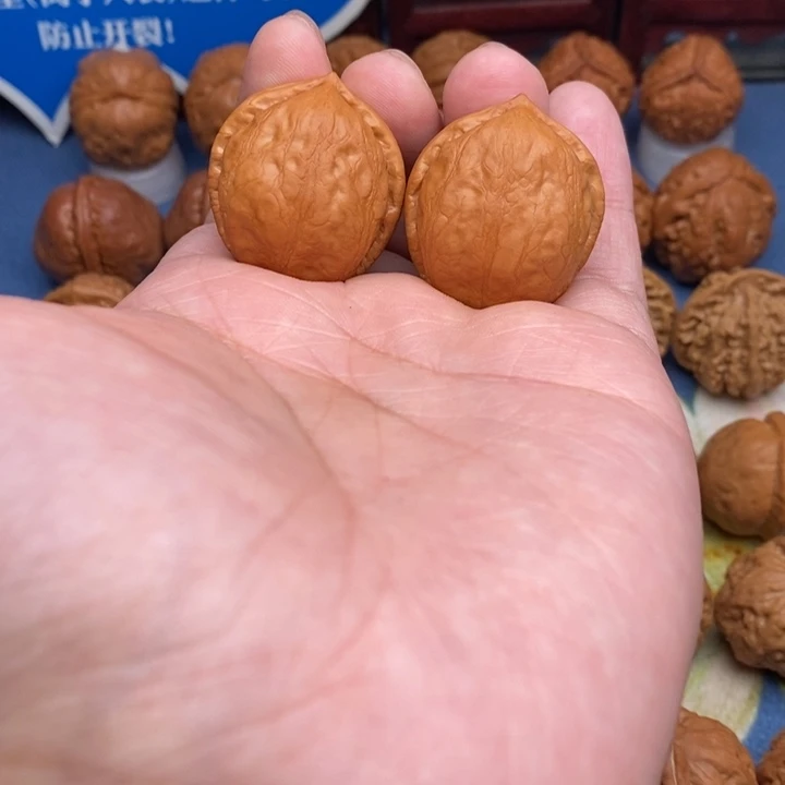 文玩核桃把件开心果