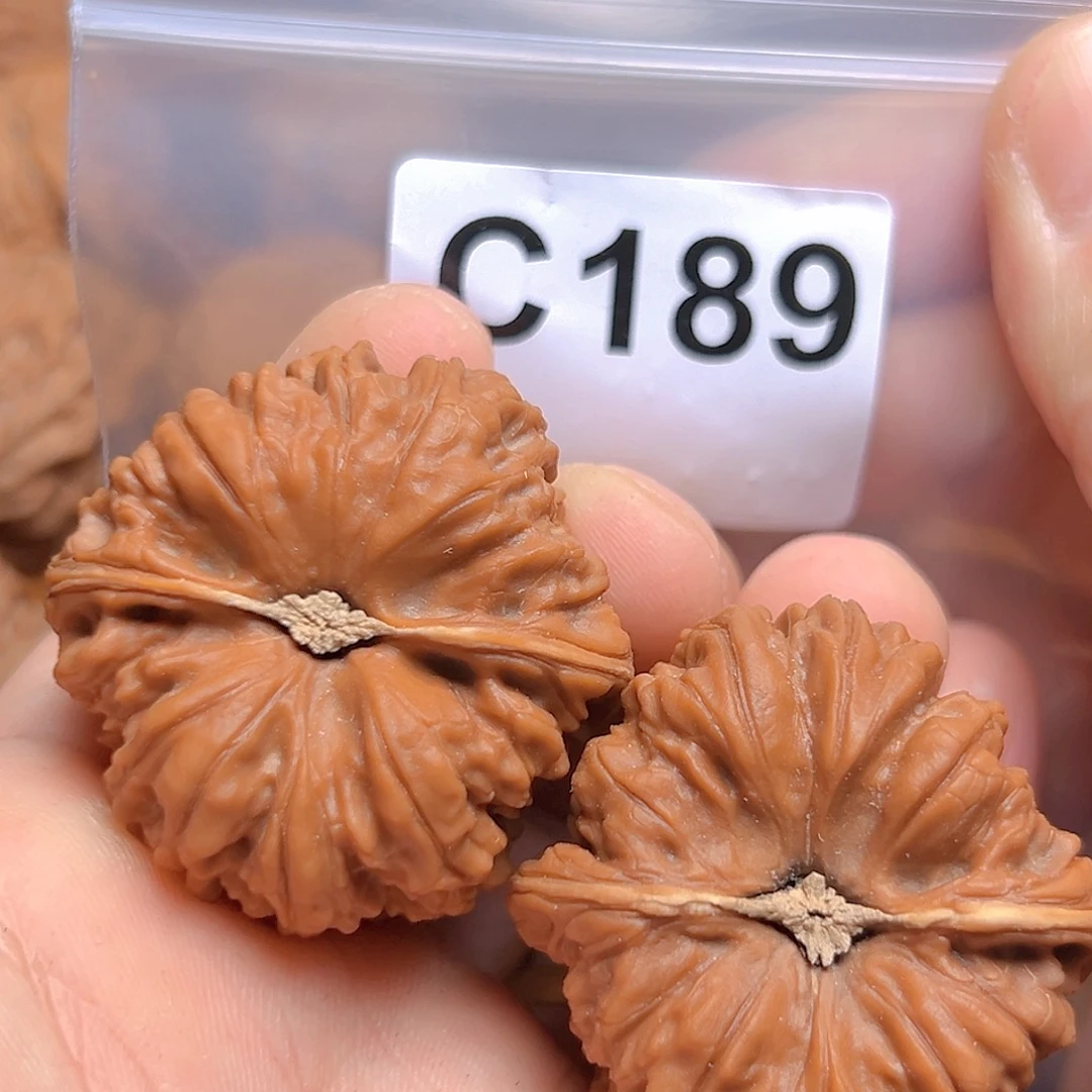 文玩核桃吊坠41凹底