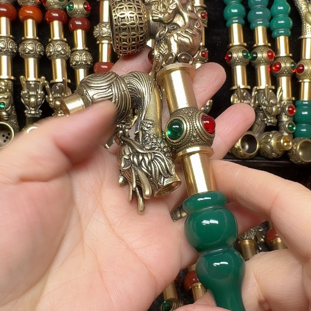 黄铜绿色烟锅加香烟锅