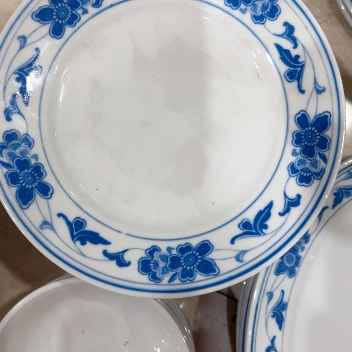 壶釉下青花瓷器的造型（微瑕）15.5 cm