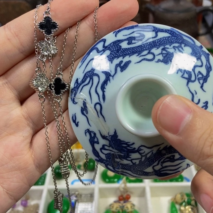 瓷片给哈哈哈哈哈哈哈哈哈哈哈