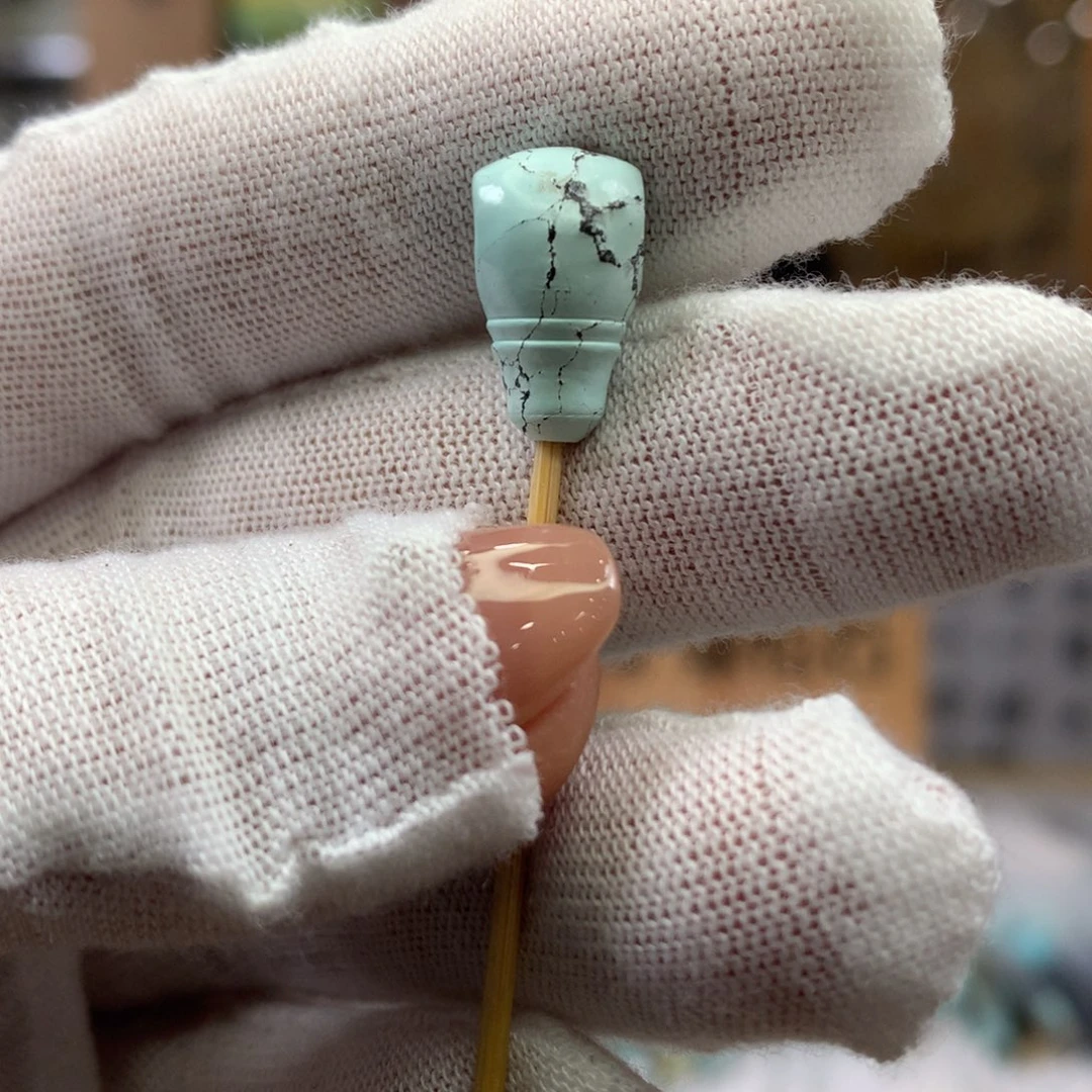 绿松石未镶嵌挂件