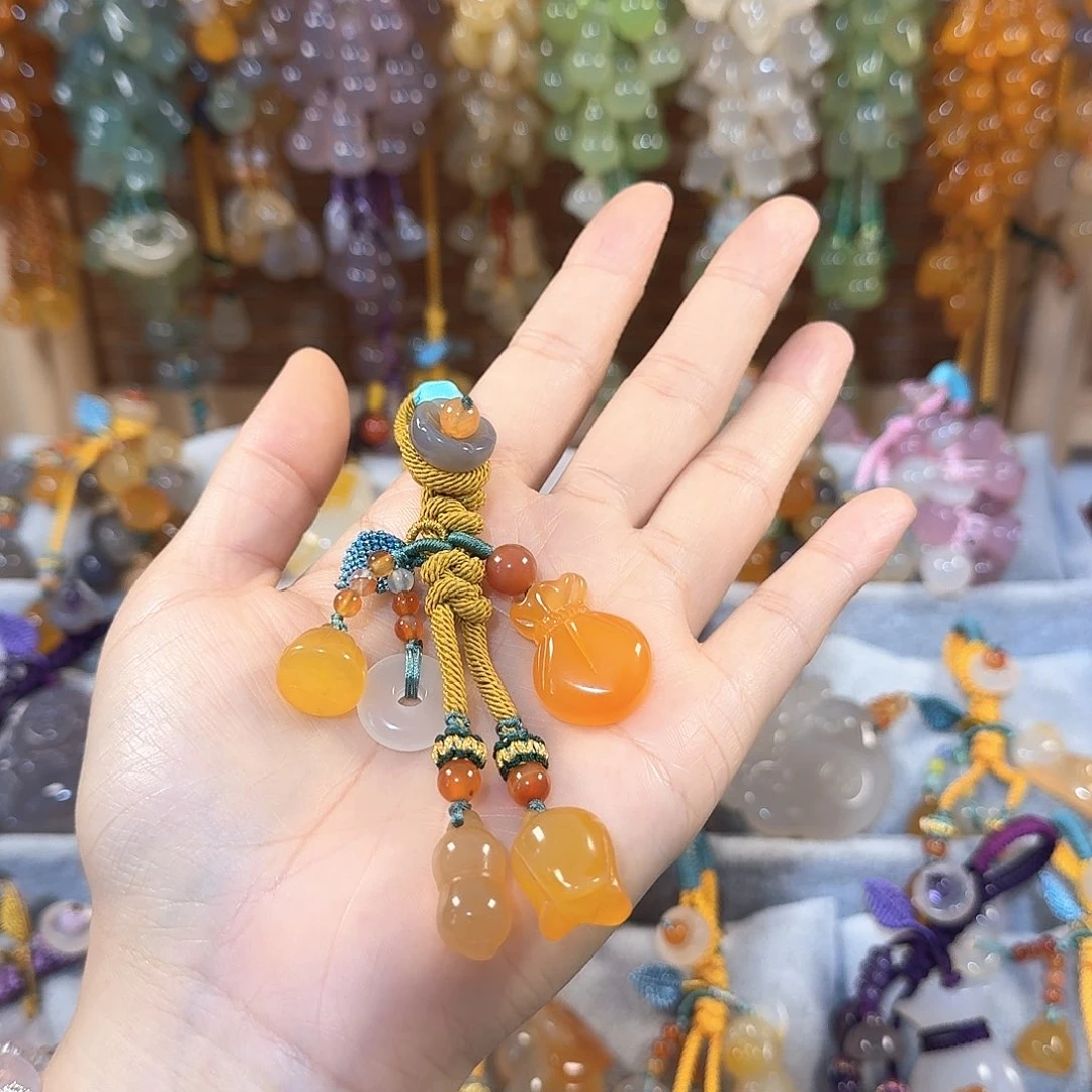 玛瑙/玉髓钥匙挂件福利款通货料子不挑带有包容点未镶嵌L**a
