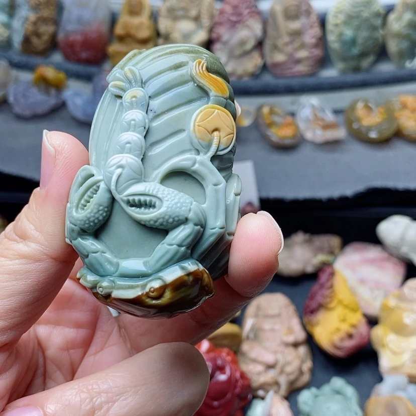 【闪购商品】定制石英质玉吊坠未镶嵌