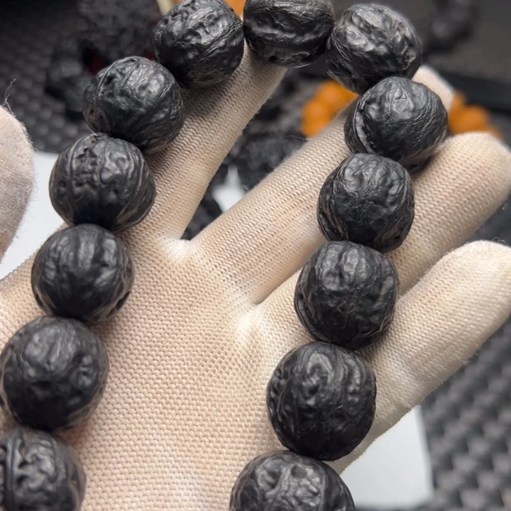文玩核桃手串2.2尺寸