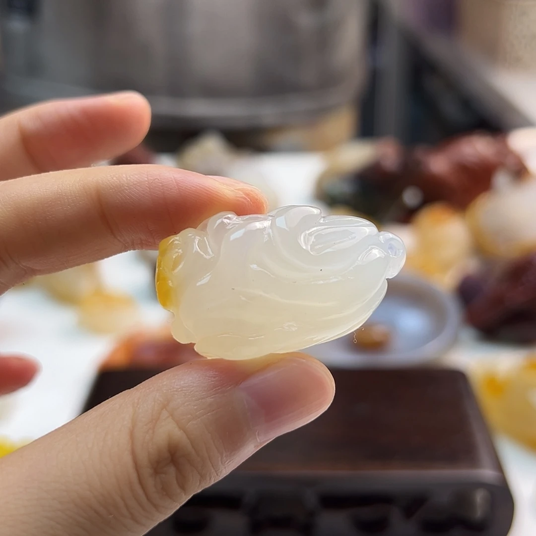 玛瑙/玉髓未镶嵌颈饰