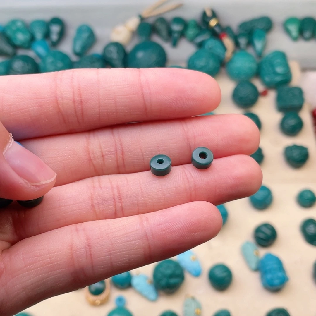 【闪购商品】琉璃颈饰M**k1111111