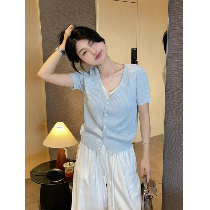 蓝色假两件v领短袖t恤女chic韩系穿搭夏季正肩显瘦小个子针织开衫