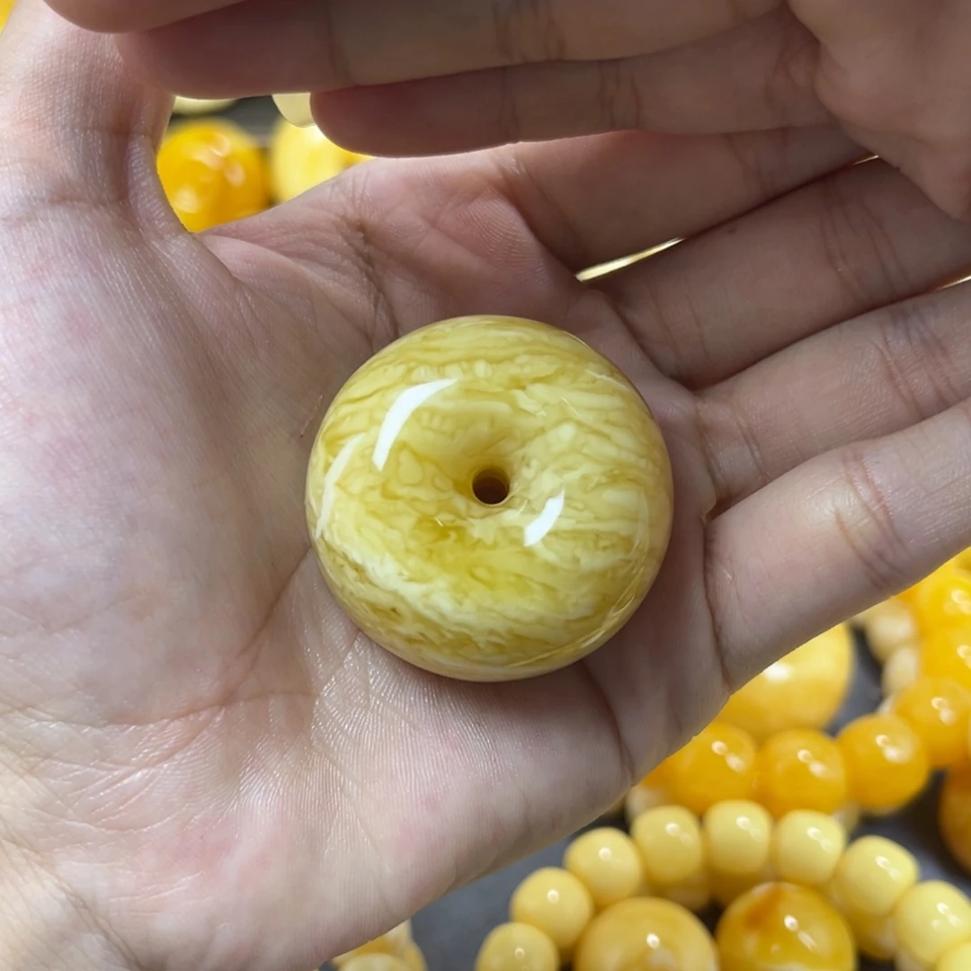 琥珀未镶嵌手串平安扣