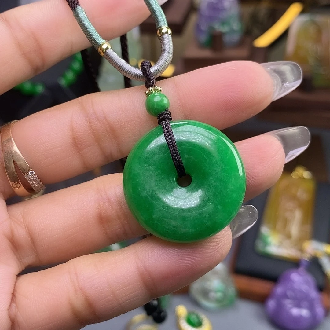 吊坠(赠链)未镶嵌翡翠