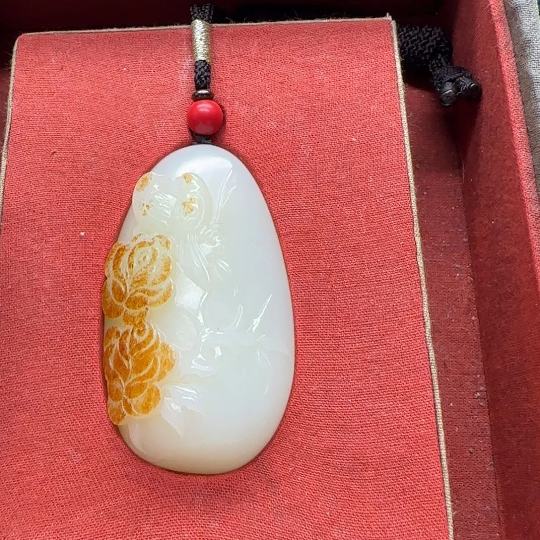 ****呆未镶嵌和田玉挂件