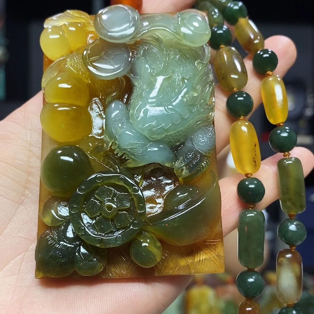 未镶嵌岫玉挂件吊坠